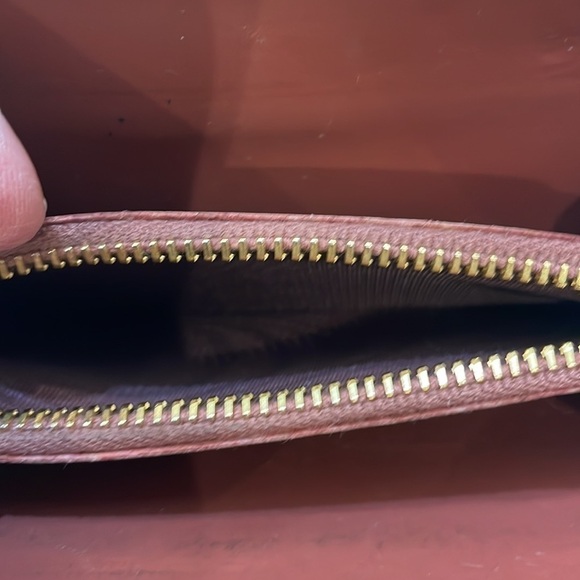 Miu Miu Pink Crocodile-Embossed Women's Wallet - Picture 12 of 13